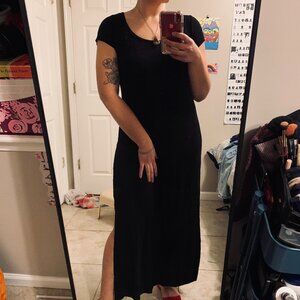 Apt 9 Size Large Black Stretch Dress with Slit